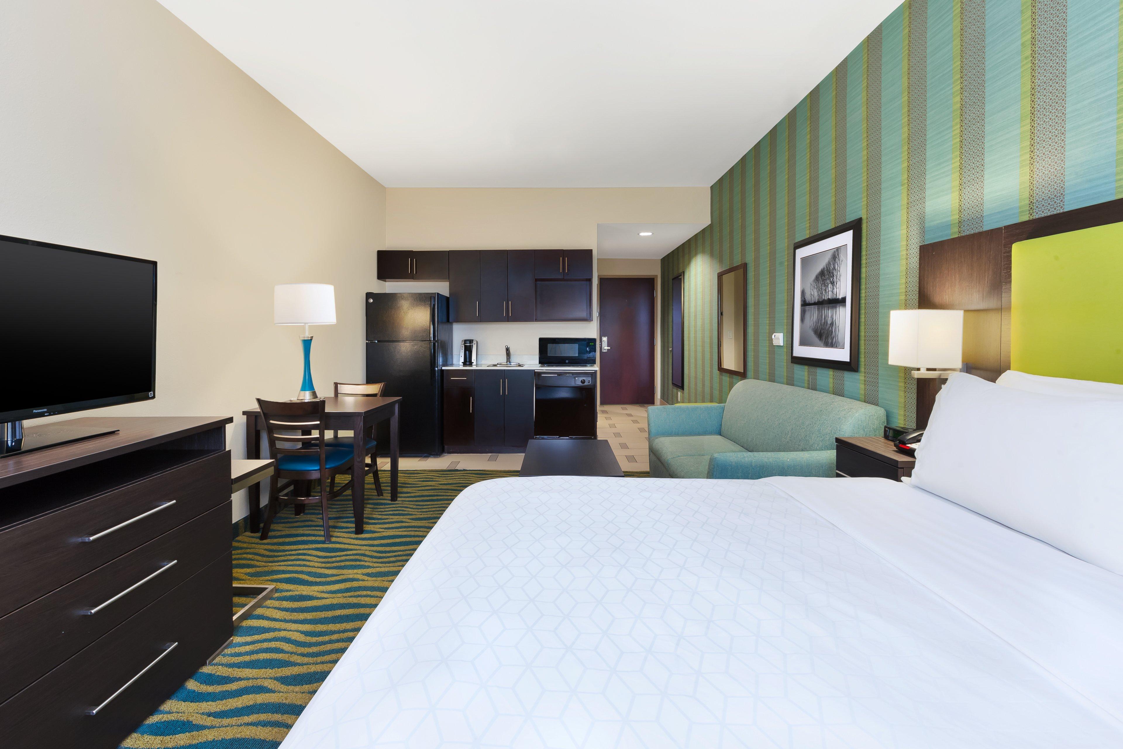 Express & Southport - Area By Ihg Hotel