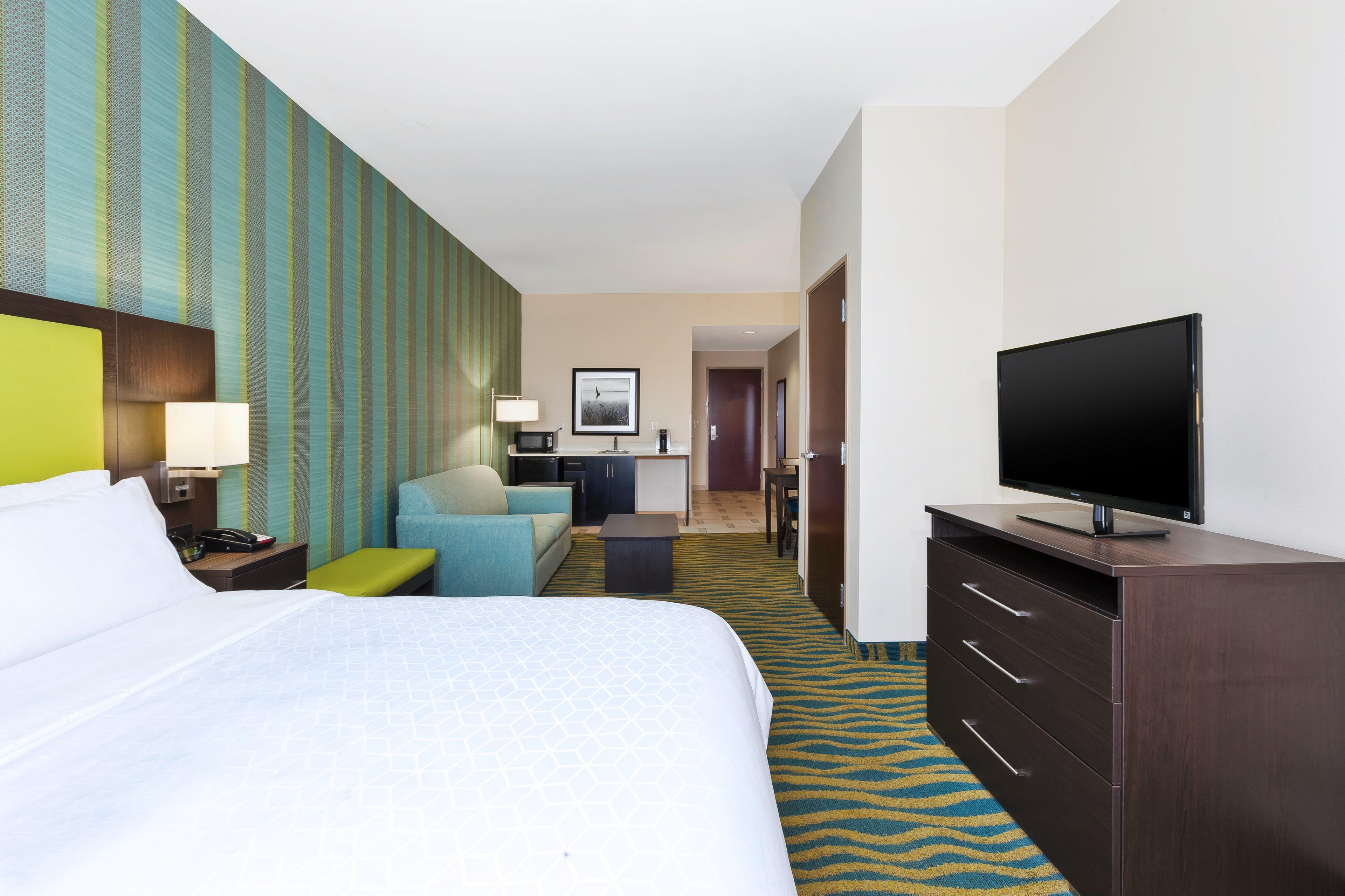 Holiday Express & Southport - Area By Ihg Oak Island