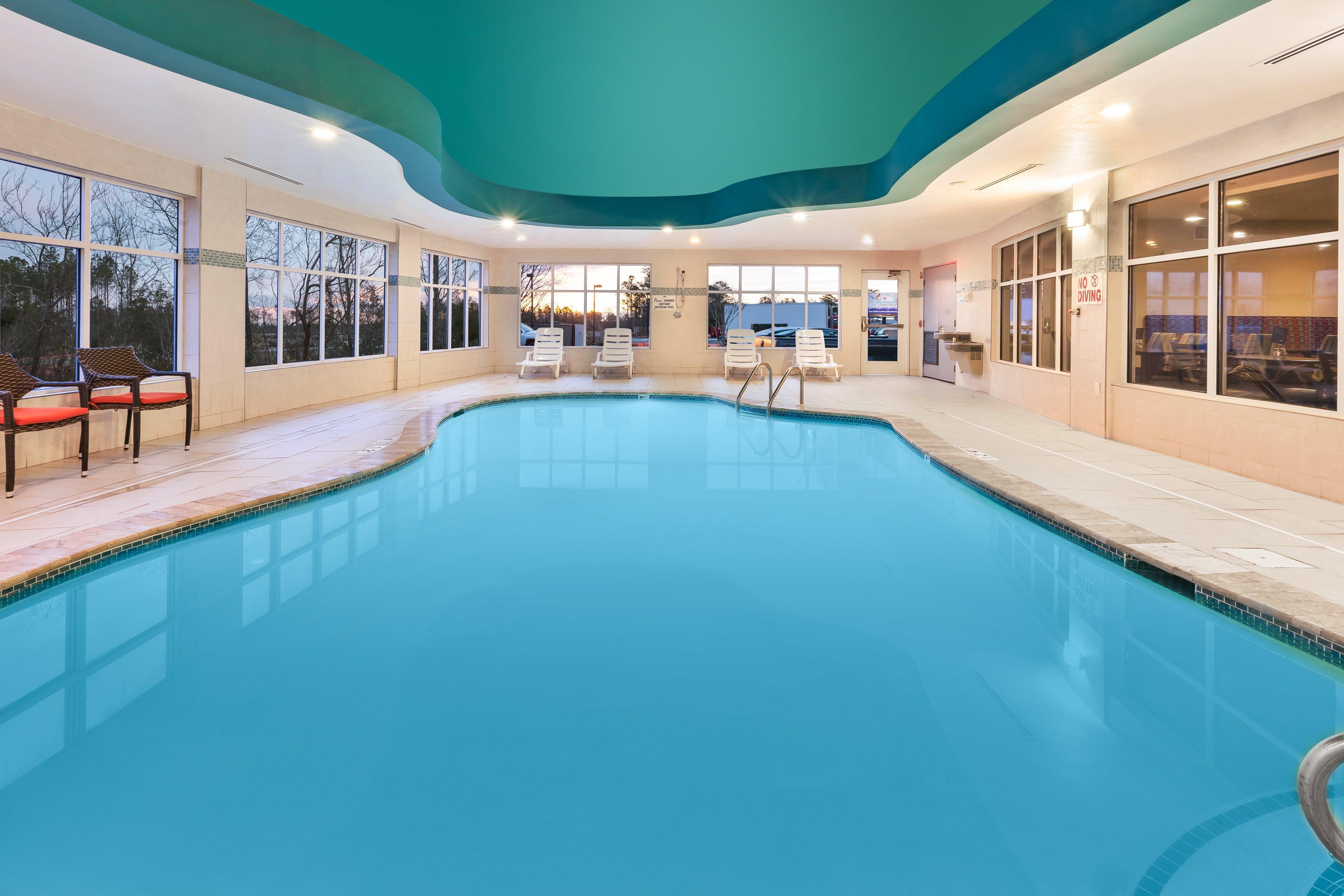 Express & Southport - Area By Ihg 2*
