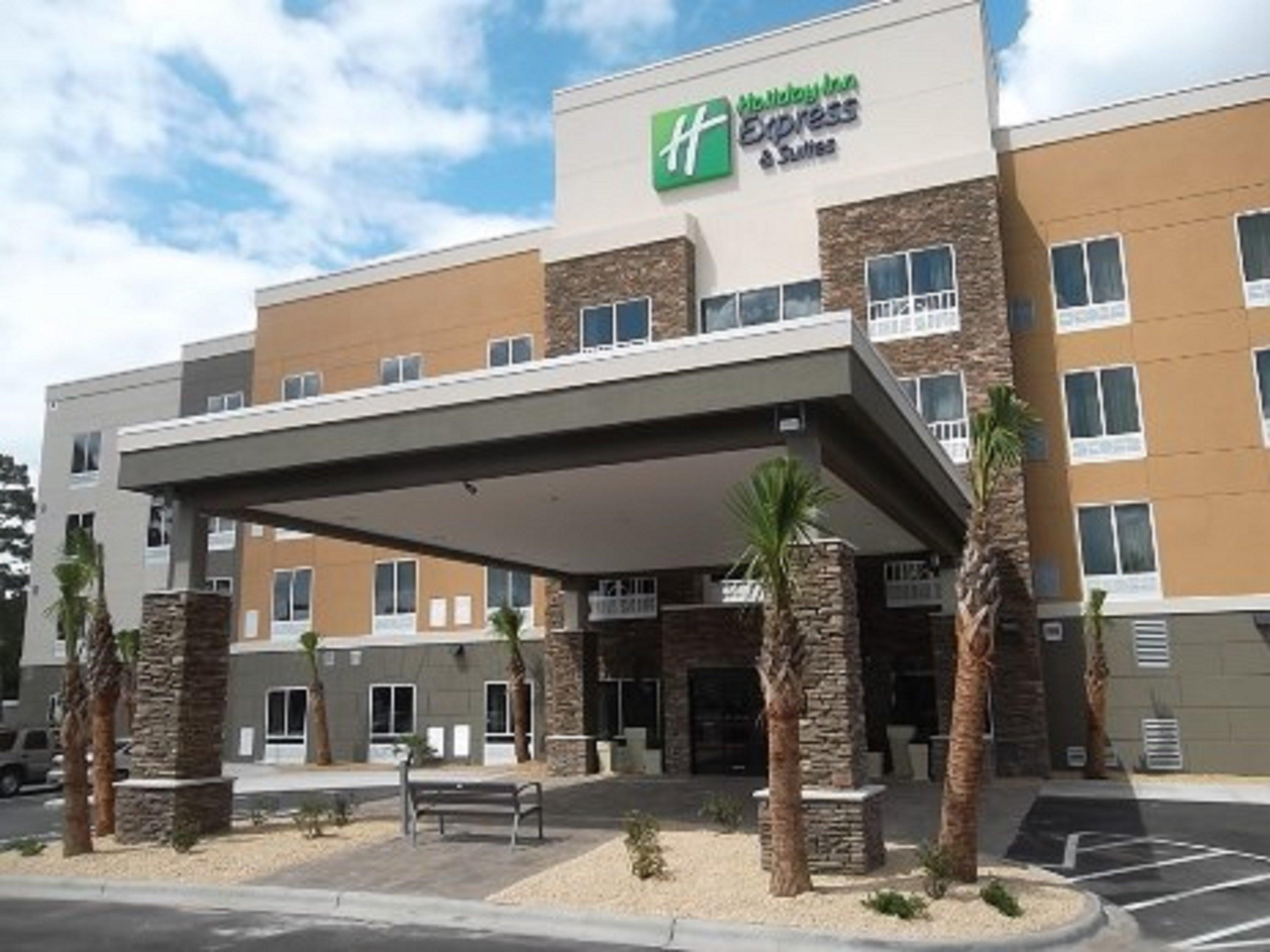 Hotel Express & Southport - Area By Ihg 2*