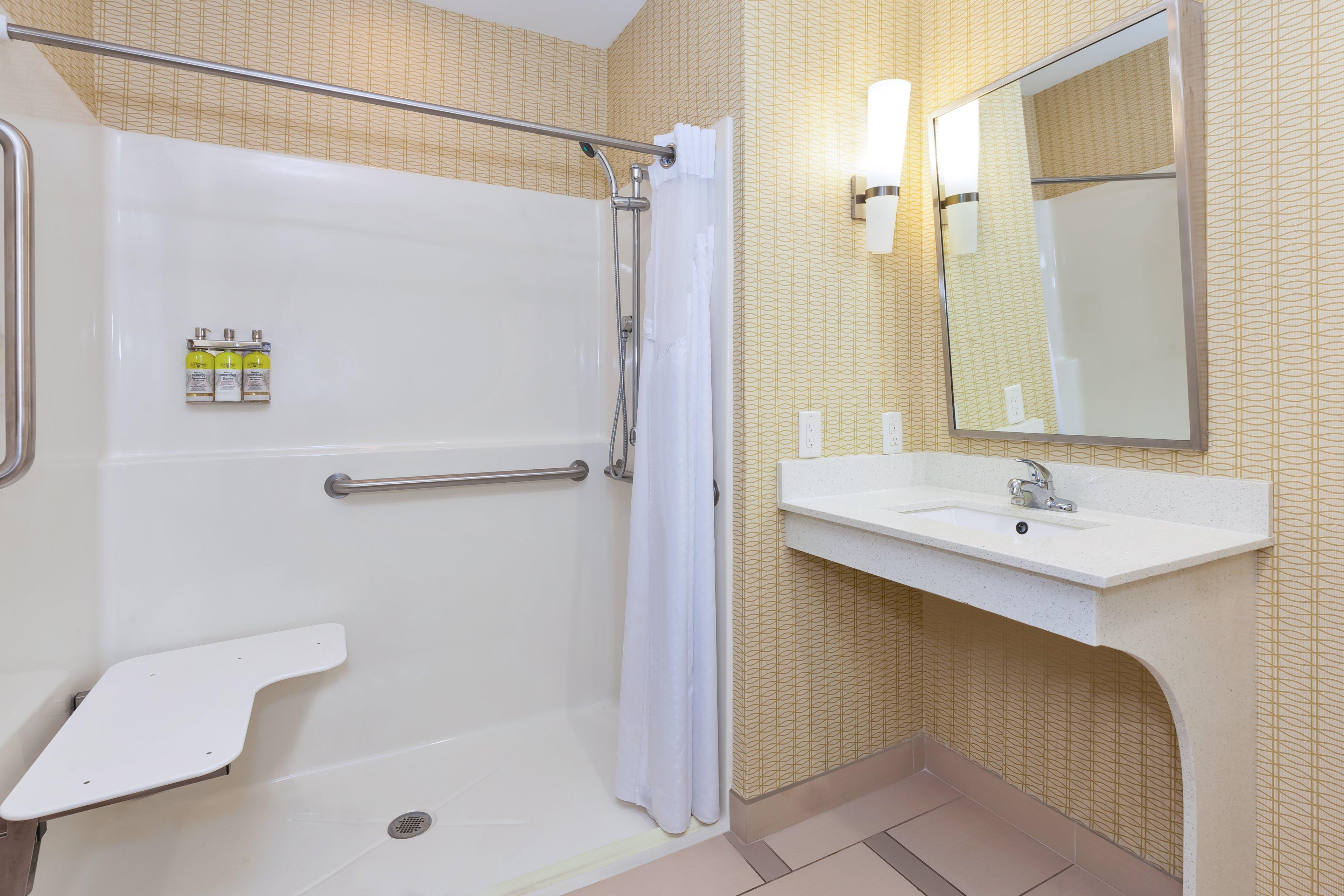 Holiday Express & Southport - Area By Ihg Hotel Oak Island